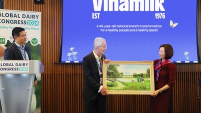 Vinamilk ធ្វើឱ្យមានការចាប់អារម្មណ៍ជាមួយនឹងម៉ាកថ្មីរបស់ខ្លួន និងសារ "យកចិត្តទុកដាក់ក្នុងការផ្លាស់ប្តូរ"