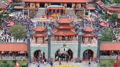 តើ​វត្ត Ba Vang បាន​ចំណាយ​ថវិកា​សរុប ៤,១ ពាន់​លាន​ដុង​ដើម្បី​អ្វី?