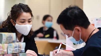 Tiết kiệm để giảm lãi suất vay; bán điện không qua EVN