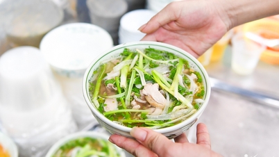 ម្ហូបហាណូយ 'ព្យុះ' ចំណាត់ថ្នាក់