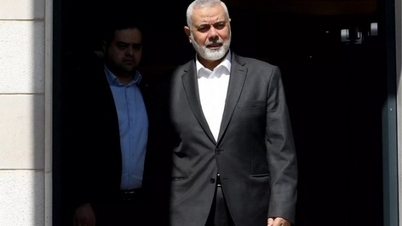 Hamas leader arrives in Iran