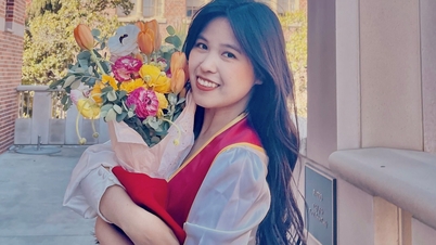 និស្សិតបញ្ចប់ការសិក្សា valedictorian ពីរដងជាមួយ PhD, ទទួលយកចូលទៅក្នុងធនាគារធំជាងគេនៅសហរដ្ឋអាមេរិក