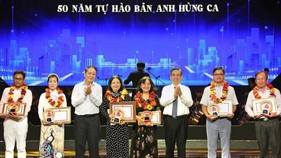 វិចិត្រករទីក្រុងហូជីមិញមានមោទនភាពចំពោះ "ទីក្រុងហូជីមិញ-៥០ឆ្នាំនៃវីរភាពដ៏មោទនភាព"