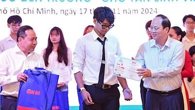 ការបិទយុទ្ធនាការគាំទ្រសាលាឆ្នាំ 2024៖ យុវជនដើរតួជាស្ពានតភ្ជាប់សិស្សថ្មីក្រីក្រជាមួយសង្គមដែលមានមេត្តា