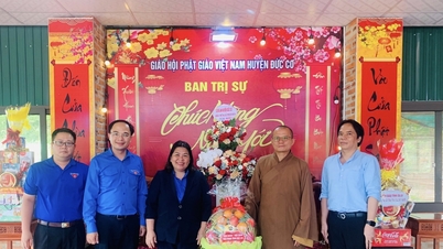 Tỉnh Đoàn, Hội Liên hiệp Thanh niên Việt Nam tỉnh Gia Lai chúc mừng Đại lễ Phật đản