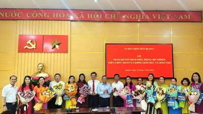 ស្រុកមួយក្នុងទីក្រុងហូជីមិញ ប្រមូលផ្តុំ និងតែងតាំងនាយកសាលា និងនាយករងសាលារដ្ឋជាច្រើន។