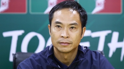 ហាណូយ FC បានទទួលរងការបាត់បង់ដែលមិនគួរឱ្យជឿ គ្រូបង្វឹកបានទទួលយកការទទួលខុសត្រូវ ហើយលោក ហៀន បានលួងចិត្តគាត់។