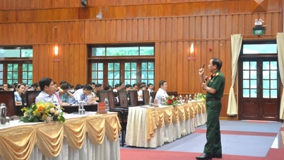 ឡុង អាន បណ្តុះបណ្តាលជំនាញសរសេរនយោបាយដើម្បីការពារមូលដ្ឋានមនោគមវិជ្ជារបស់បក្ស
