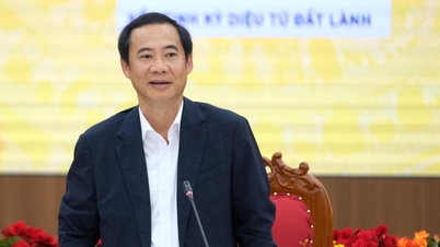 The acting Provincial Party Secretary wants businessmen to speak frankly: Why are there only 3 investment projects in Lam Dong in 9 months?