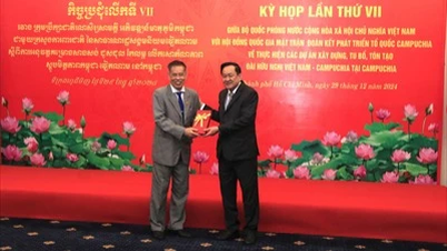 កិច្ចប្រជុំលើកទី៧ រវាងក្រសួងការពារជាតិវៀតណាម និងក្រុមប្រឹក្សាជាតិរណសិរ្សសាមគ្គីអភិវឌ្ឍន៍មាតុភូមិកម្ពុជា
