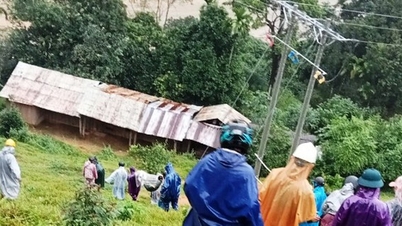 Due to floods, had to carry patient nearly 30 km to emergency room