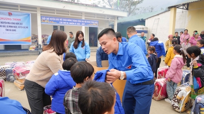 Người thợ mỏ tiêu biểu tại Công ty Than Hạ Long