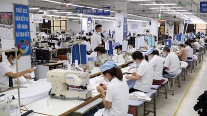 Tổng cầu sụt giảm mạnh, nền kinh tế khó khăn nhất 30 năm qua