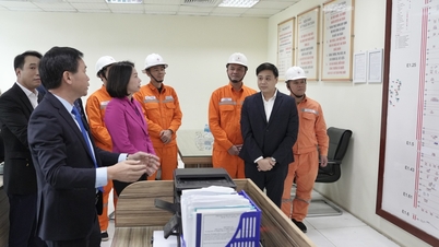 Nỗ lực cao nhất để bảo đảm cung cấp điện cho Nhân dân đón Tết