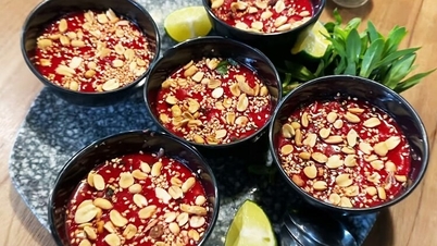 ដង្កូវ​ធ្វើ​សំបុក​ក្នុង​ខួរក្បាល​ពី​ទម្លាប់​ស៊ី​សាច់​ឈាម​ដើម្បី​សំណាង