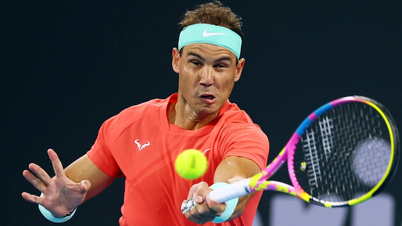 Nadal đánh bại Thiem, Djokovic tiếp đà thăng hoa