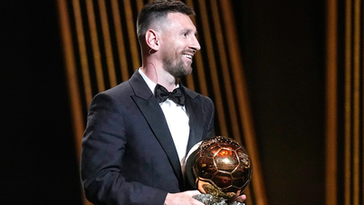 Messi បានរៀបរាប់ពី Maradona នៅថ្ងៃដែលគាត់ឈ្នះ Ballon d'Or ឆ្នាំ 2023
