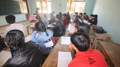 លុប​ចោល​ការ​ប្រឡង​ចូល​ថ្នាក់​ទី​១០ ដើម្បី​បញ្ចៀស 'ការ​ធ្វើ​ឱ្យ​កំណត់ត្រា​សិក្សា​ស្អាត'