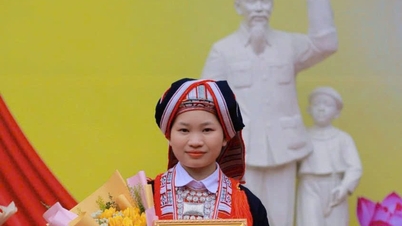 និស្សិតស្រី Dao ទី១ នៃភូមិ Nam Li បានប្រឡងចូលសាកលវិទ្យាល័យច្បាប់ហាណូយ