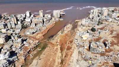 Death toll exceeds 11,000, bodies swept away by water everywhere