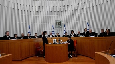 Closing a turbulent year, Israel's Supreme Court issues a ruling that "displeases" the government