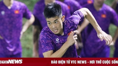 Dinh Bac បាក់​ម្រាម​ជើង​នឹង​អវត្តមាន​ពេញ​មួយ​រដូវ​កាល ដោយ​និយាយ​លា​ U22 វៀតណាម