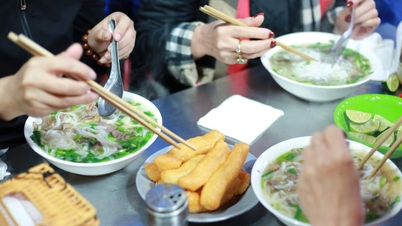 Think Bigger for Vietnamese Pho