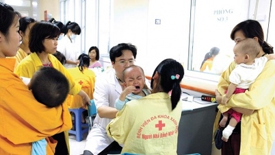 Viêm phổi và cúm mùa lây lan nhanh