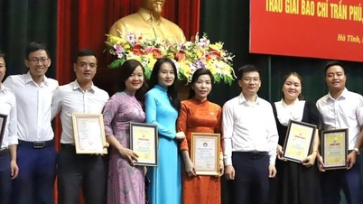 Nhóm phóng viên Đời sống và Pháp luật đoạt Giải Báo chí Trần Phú