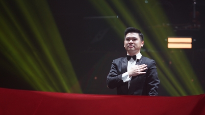 T&T Group Vice President surprises in the role of conductor