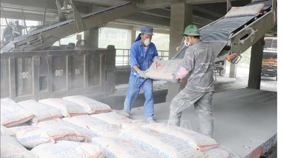 Doanh nghiệp vật liệu xây dựng chờ sức bật từ đầu tư công