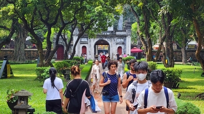 International visitors to Vietnam reach nearly 10 million