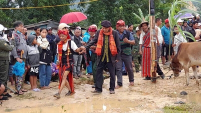 Tục cải táng thành đại lễ ở Trường Sơn