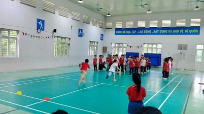 ឪពុកម្តាយ​ចោទ​គ្រូ​ហាត់ប្រាណ​ថា​ដើរ​ជាន់​អូស​សិស្ស សាលា​បញ្ចេញ​កាមេរ៉ា