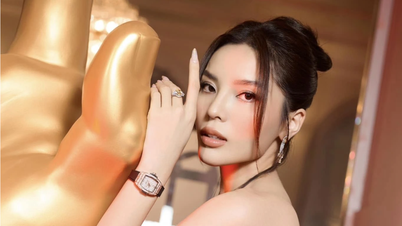 Nguyen Cao Ky Duyen ចូលរួមកម្មវិធីយ៉ាងឡូយឆាយ មុនពេល "យកឈ្នះ" បវរកញ្ញាចក្រវាល