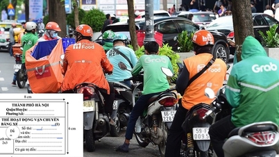 Băn khoăn đề xuất xe ôm phải có thẻ ngành nghề