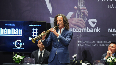Kenny G surprised by the love of Vietnamese audiences
