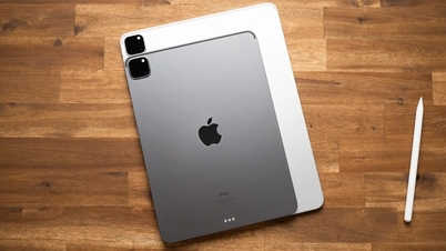Apple tự phá vỡ truyền thống được duy trì suốt 12 năm