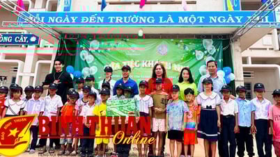 "Bữa tiệc khách nhí" cho các em học sinh dân tộc thiểu số ở Tánh Linh