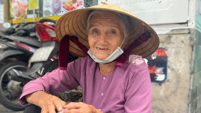 តែង​មាន​បន្ទុក​លើ​ការ​ប្រកប​របរ​ចិញ្ចឹម​ជីវិត ស្រឡាញ់​គ្នា​ដោយ​គ្មាន​ហេតុផល​ទាល់​តែ​សោះ