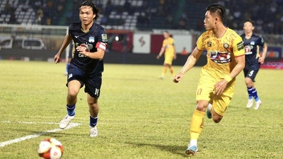 Lâm Ti Phông đón niềm vui lớn sau nhiều năm chờ đợi