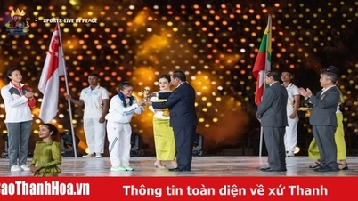 អត្តពលិកឆ្នើម SEA Games 32 ស្រលាញ់កីឡាវ៉ូវីណាម ហើយស្ទាត់ជំនាញភាសាវៀតណាម; AS Roma ឡើង​ទៅ​វគ្គ​ផ្ដាច់ព្រ័ត្រ​ពាន​អឺរ៉ុប​សម្រាប់​រដូវ​កាល​ទី​២​ជាប់​គ្នា។