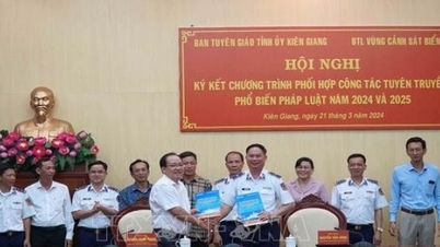Phối hợp đẩy mạnh tuyên truyền về biển, đảo và chống khai thác IUU