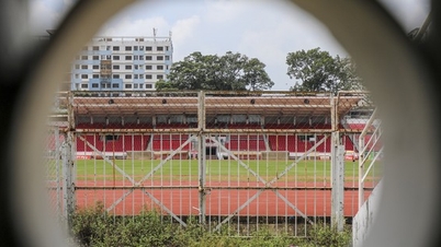 Witnessing Vietnam's oldest stadium in serious disrepair