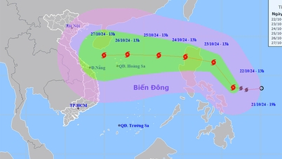 Bão Trami tiến sát Biển Đông, cường độ mạnh thêm