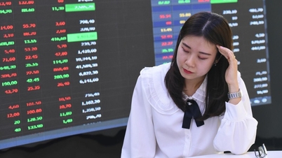 Chứng khoán lao dốc, 3 cổ phiếu “họ Vin” cùng giảm sàn