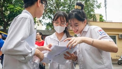 Hanoi's 10th grade entrance exam in 2025 will increase practical elements