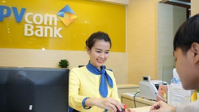 Lãi suất tiết kiệm lao dốc, nhà băng nào huy động tới 10,5%/năm?
