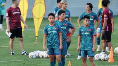 តារាវៀតណាមនៅក្រៅប្រទេសរបស់ U23 វៀតណាម បែកញើសជាមួយនឹងការស្នើសុំដ៏លំបាកពីគ្រូបង្វឹក Troussier