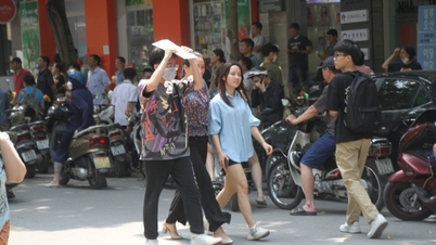 នារសៀលថ្ងៃទី១០មិថុនា សិស្សានុសិស្សបានប្រឡងភាសាបរទេសសម្រាប់ថ្នាក់ទី១០នៅទីក្រុងហាណូយ។